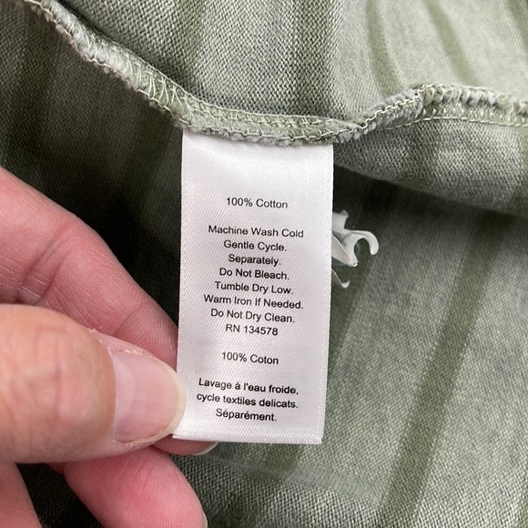 Vineyard Vines Green Garment-Dyed Striped Long-Sleeve Cotton Knit Dress - Picture 9 of 10